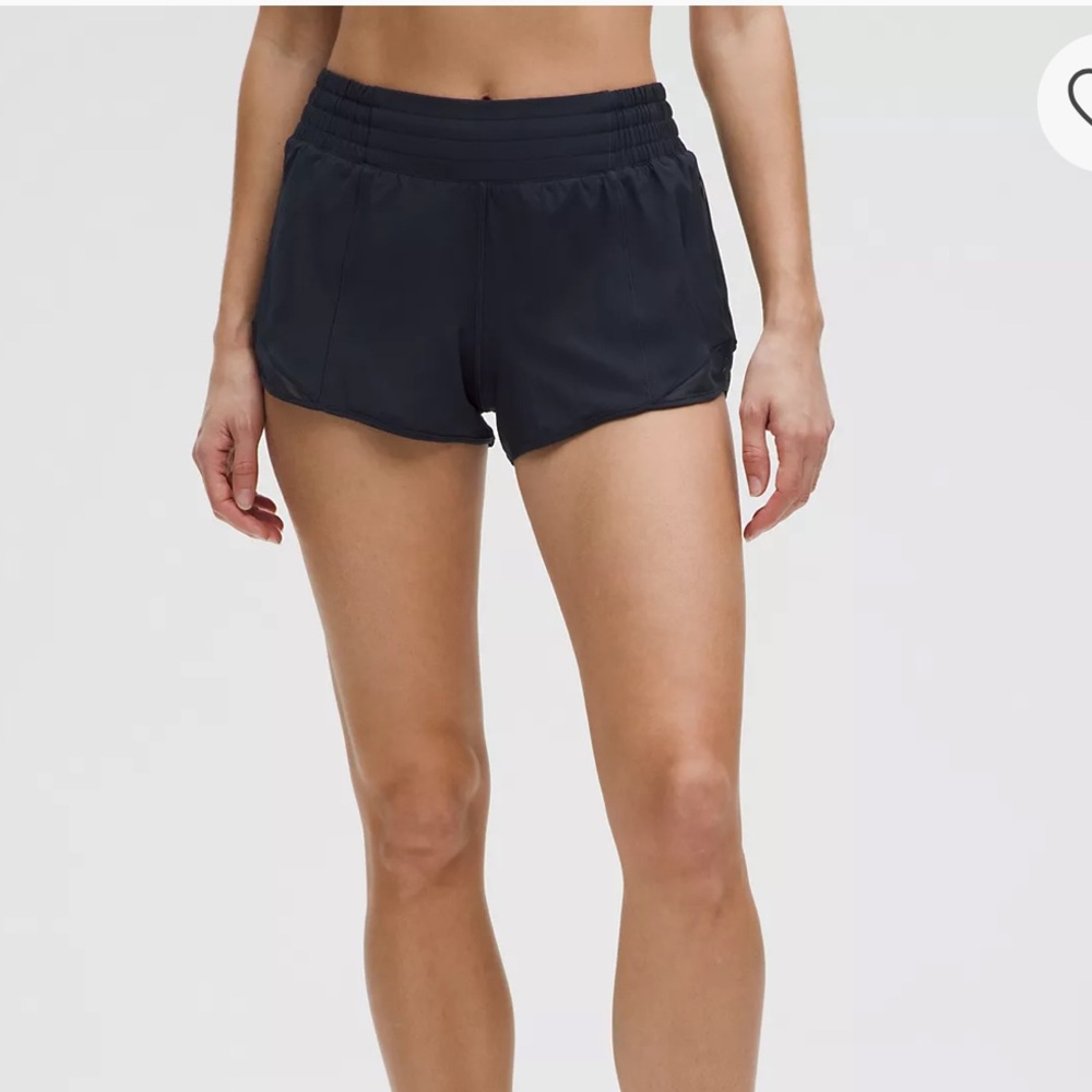 Lulu Hotty Hot 2.5” Shorts